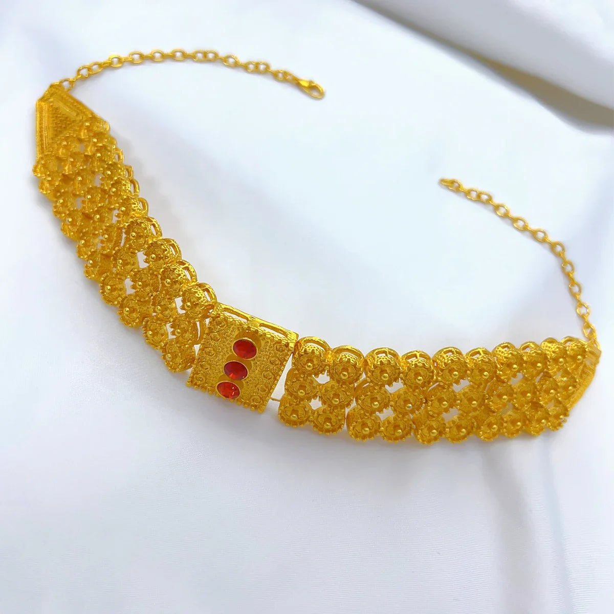 Gold-plated Eritrean Msgnet jewelry necklace with red crystals – traditional jewelry