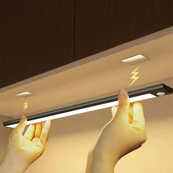 Rechargeable Motion Sensor LED Cabinet Light – USB-C Under Cabinet & Wardrobe Lamp (10-60 cm, Dimmable